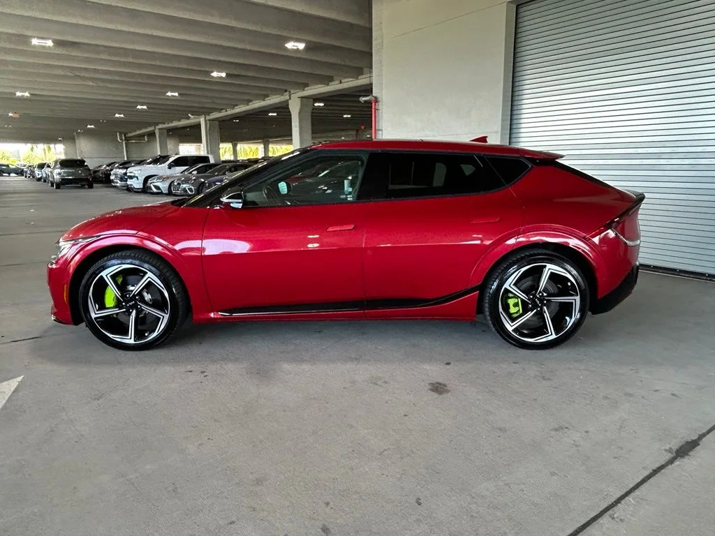 2023 Kia EV6 GT AWD's photo