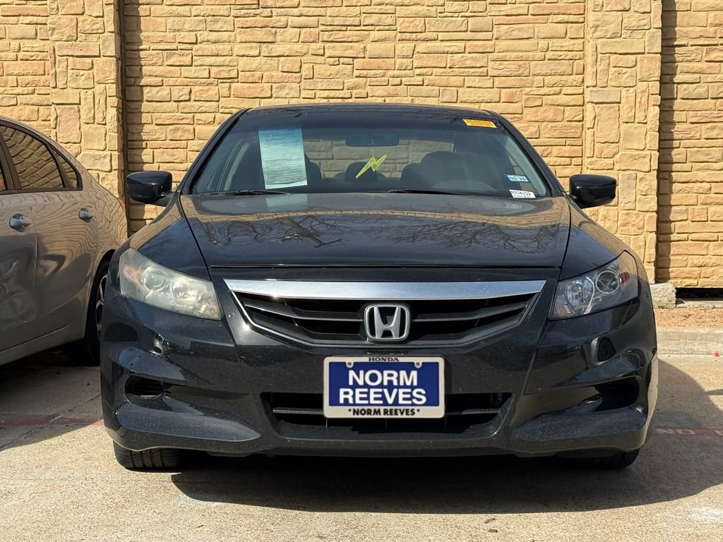 Used 2011 Honda Accord EX-L with VIN 1HGCS1B82BA004159 for sale in North Richland Hills, TX