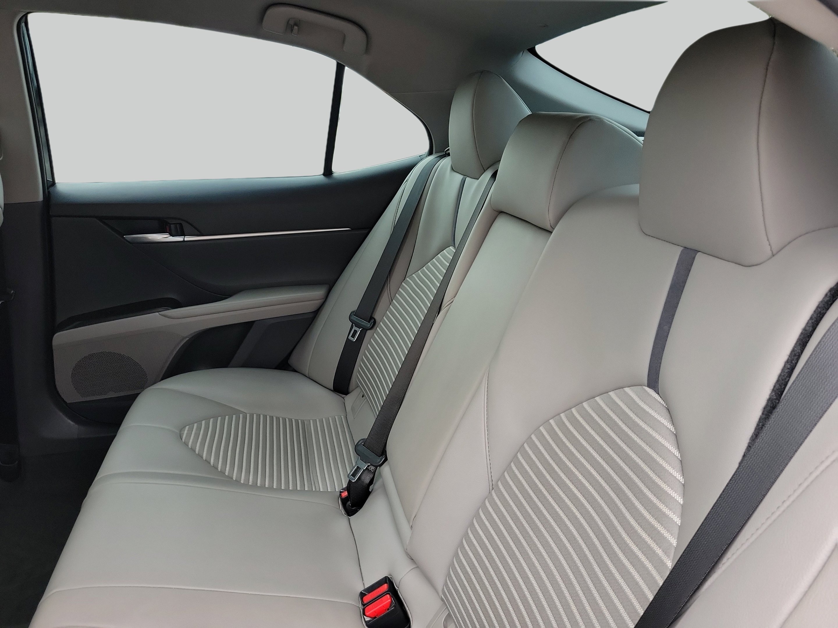 Used 2021 Aqua Toyota SE image 11