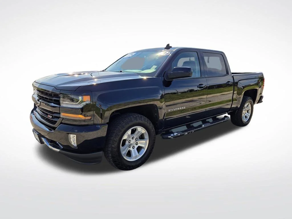 Used 2017 Black Chevrolet LT image 8