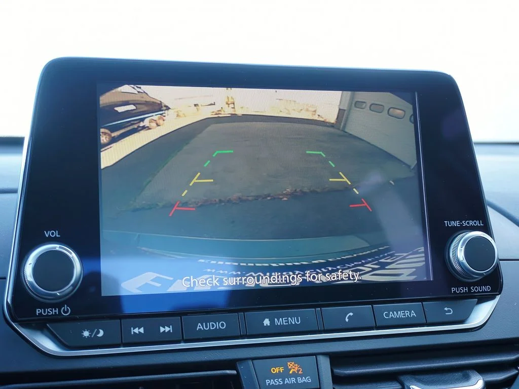 2025 Nissan Altima SV - Photo 30