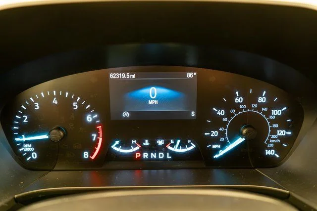 Used 2020 Blue Ford SE image 20
