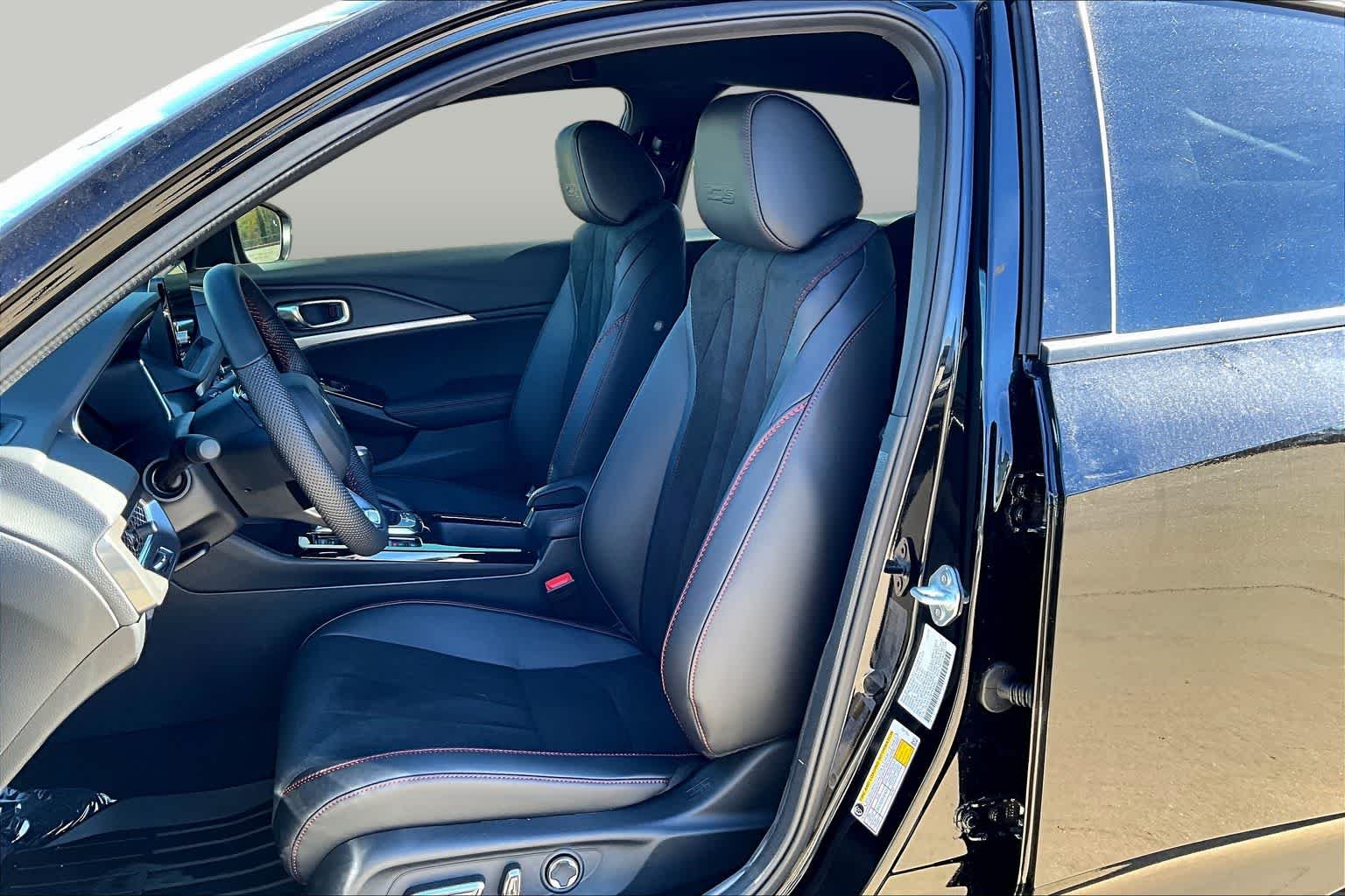 New 2026 Majestic Black Pearl Acura Type S image 9