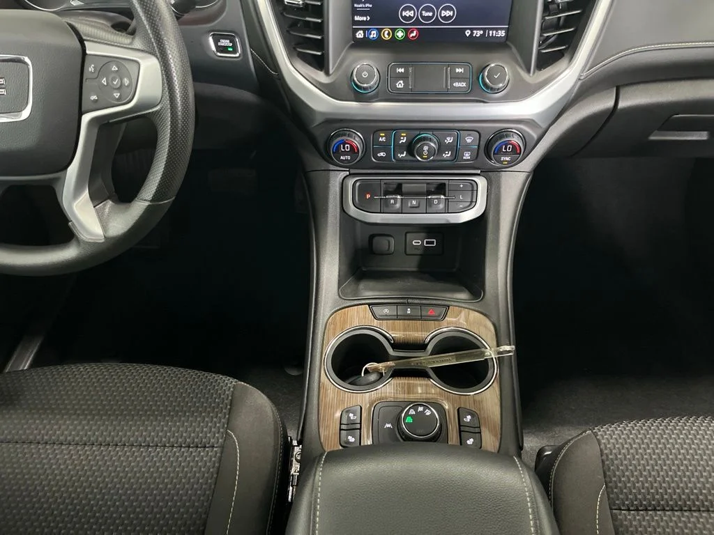 Used 2023 Silver GMC SLE image 10