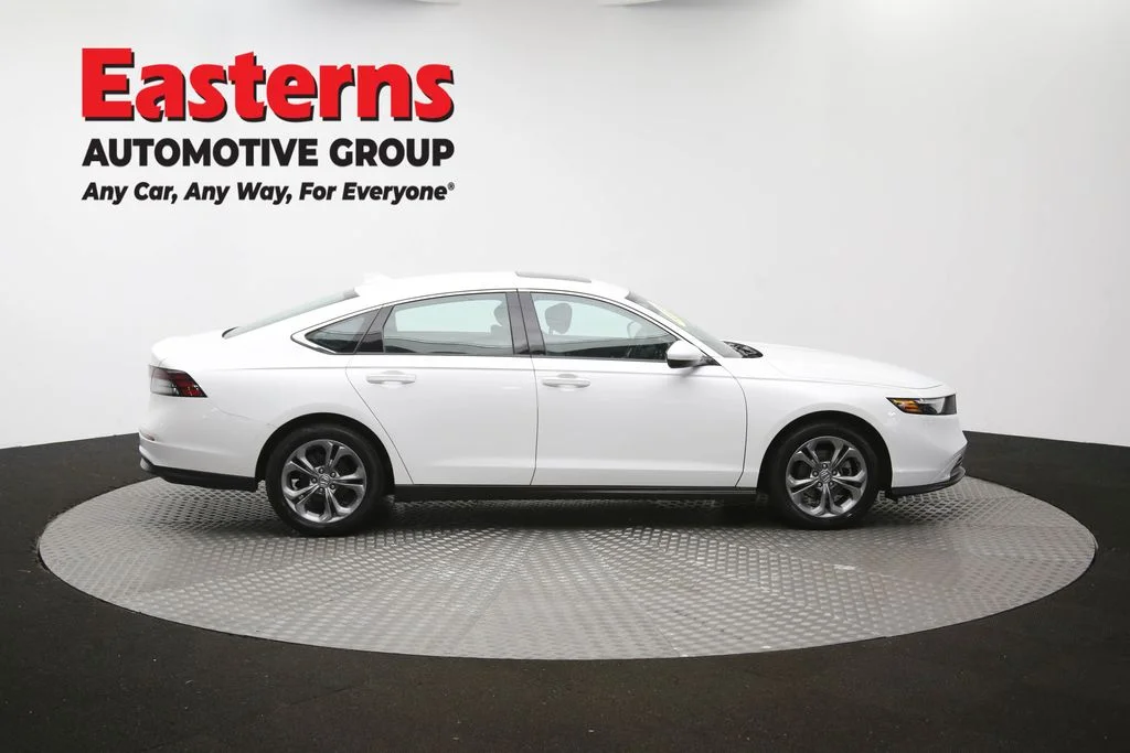 Used 2023 White Honda EX image 47