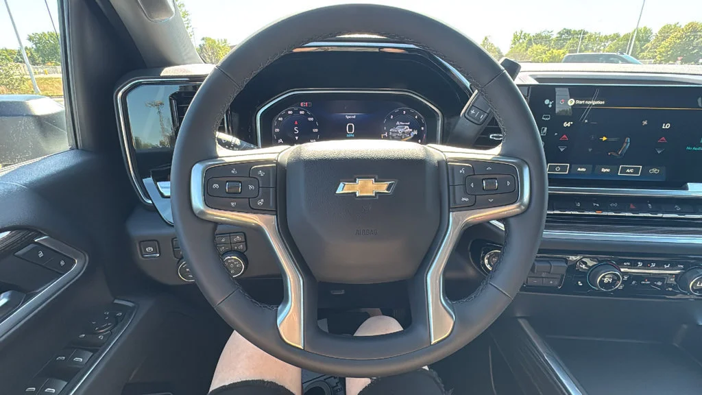 New 2026 Summit White Chevrolet LT image 29