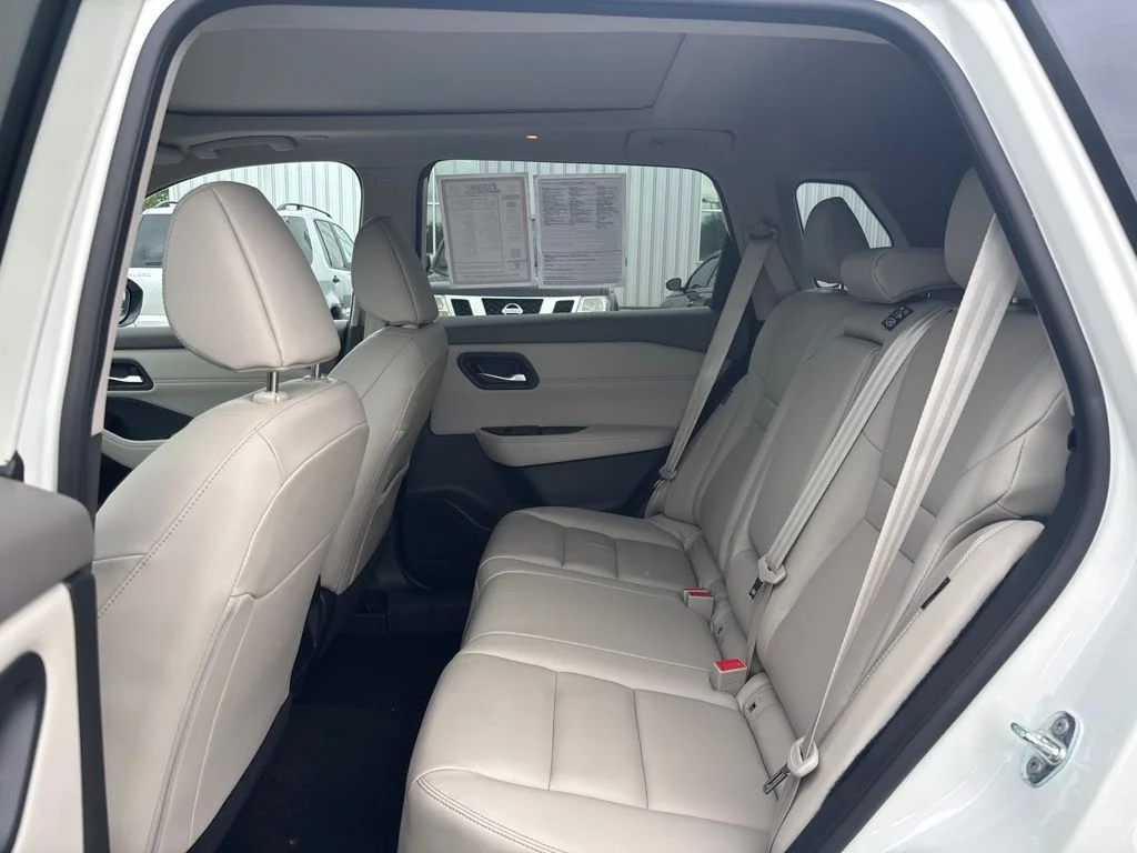 Certified Used 2023 White Nissan SL image 14