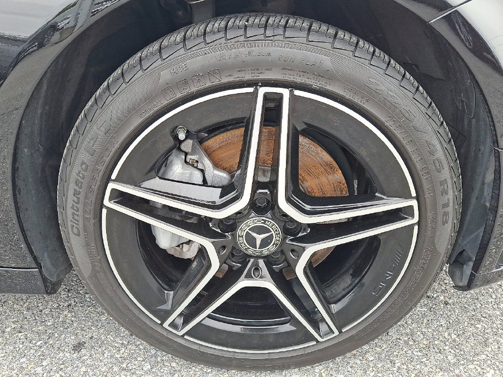 Used 2021 Black Mercedes-Benz C 300 image 9