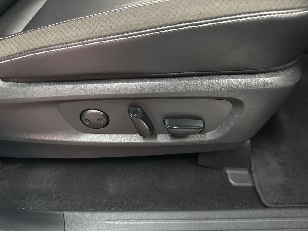 Certified Used 2024 Super Black Nissan SL image 19
