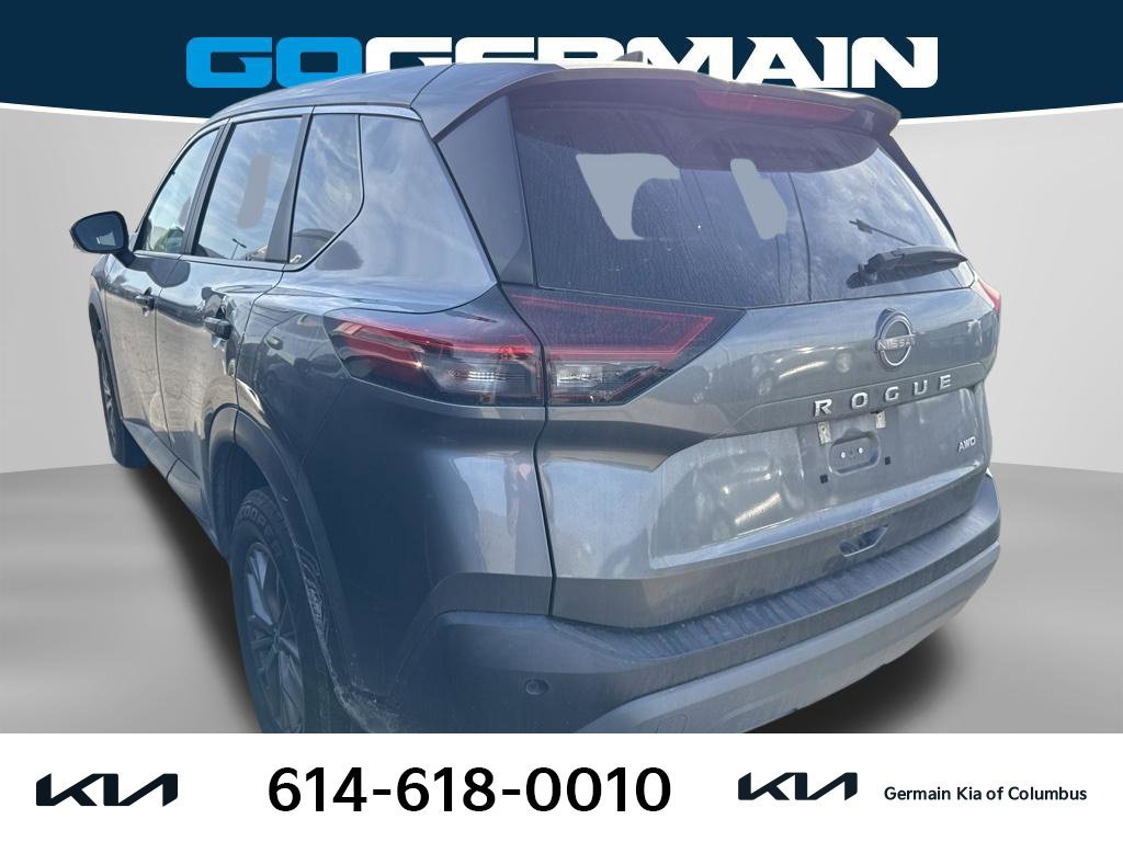 Used 2023 Gray Nissan S image 2