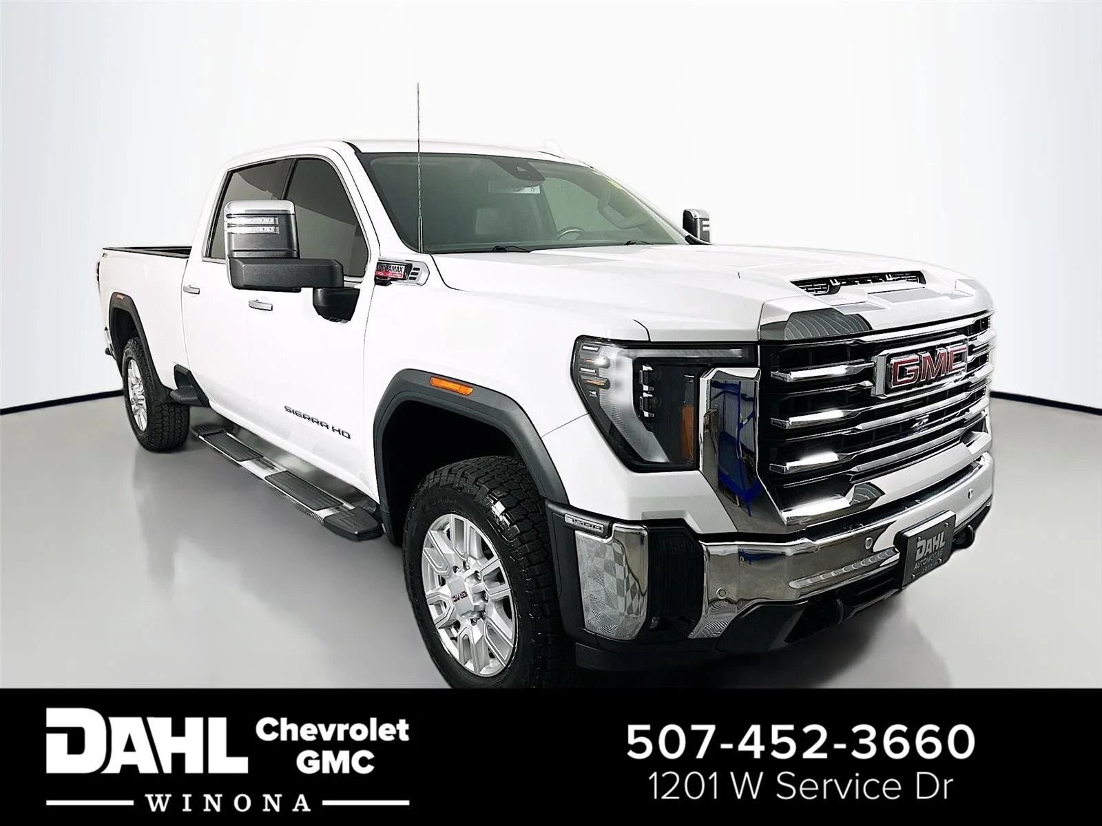 2024 GMC Sierra 4WD Crew Cab Standard Box SLT's photo