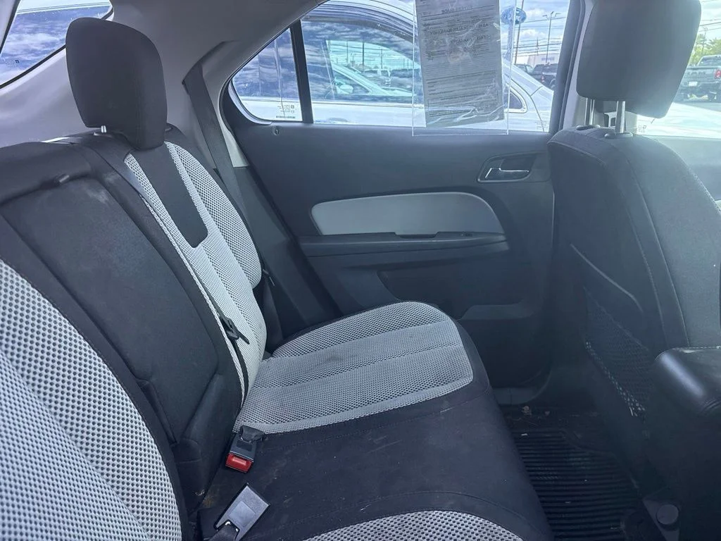 Used 2017 White Chevrolet LS image 22