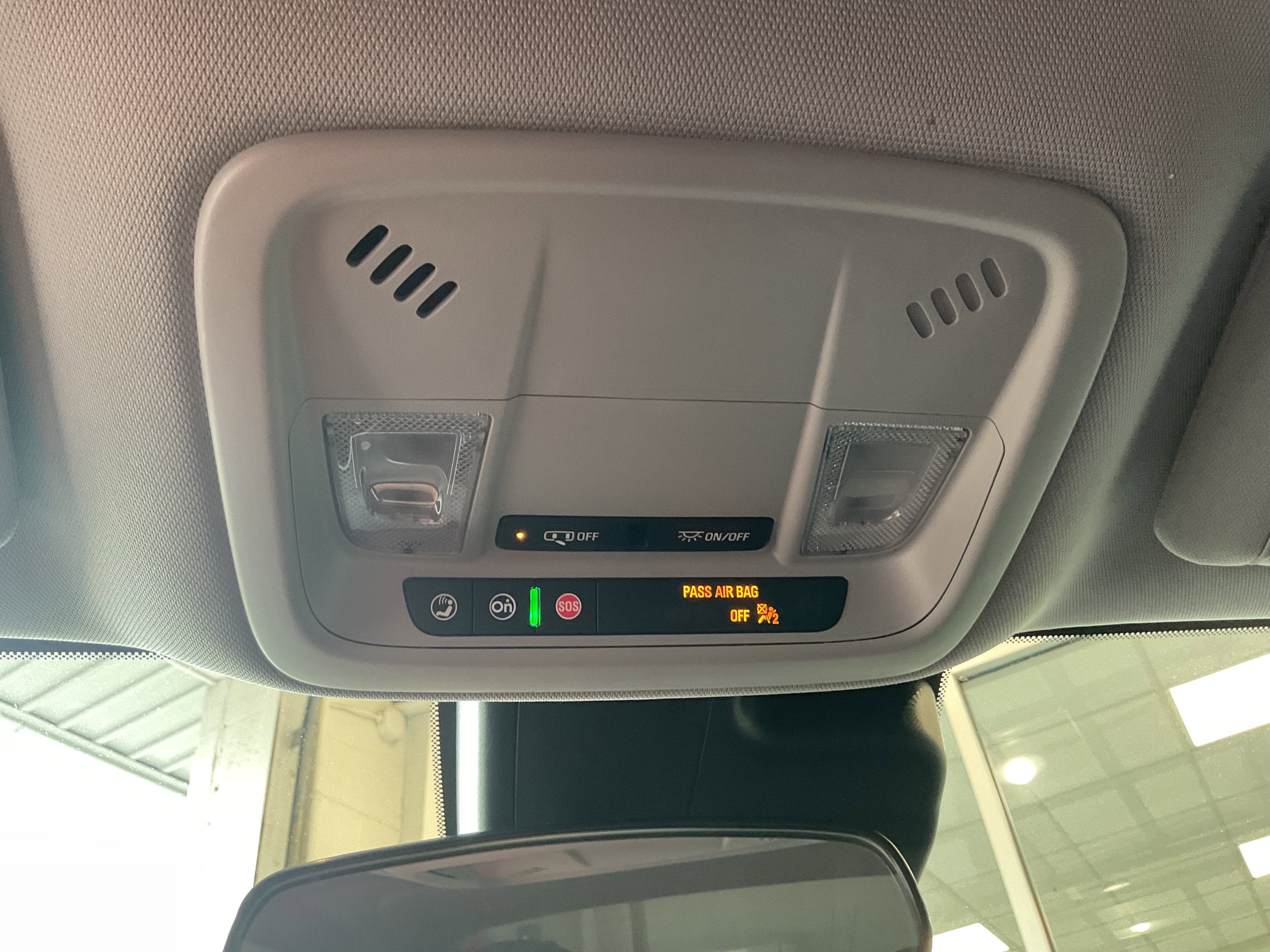 Used 2025 Summit White Chevrolet RS image 22