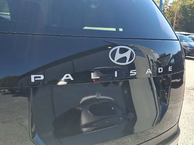 New 2027 Black Hyundai SEL Premium image 16
