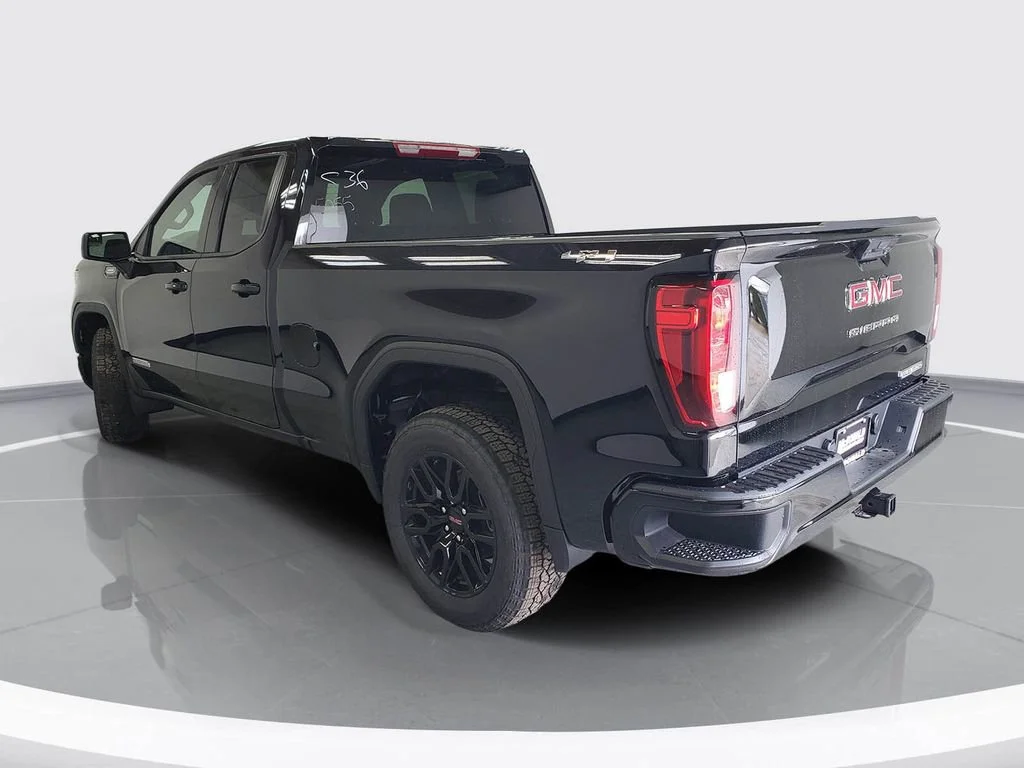New 2026 Onyx Black GMC Elevation image 4