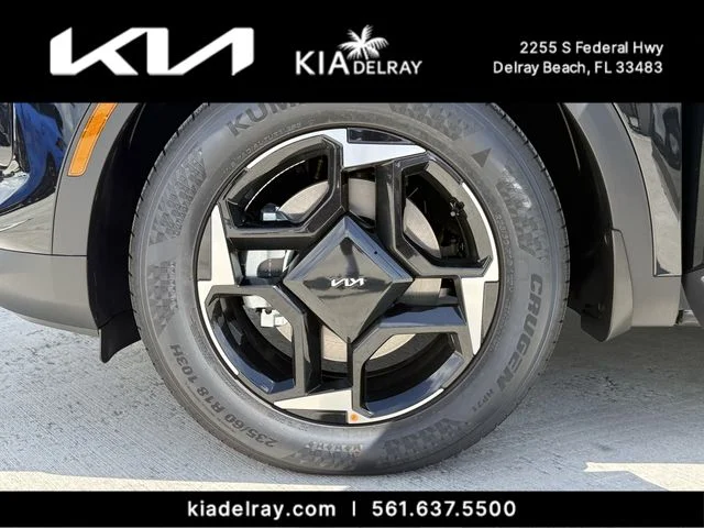 New 2027 Black Kia  image 32