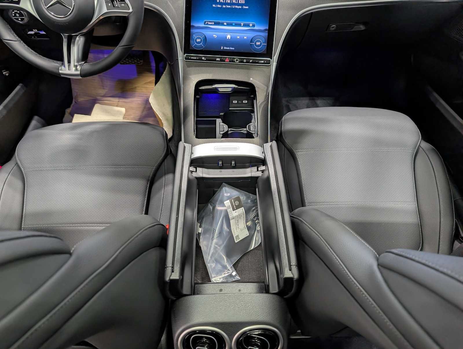 New 2026 Graphite Grey Metallic Mercedes-Benz C 300 image 17