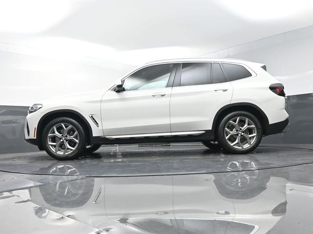 Used 2024 White BMW sDrive30i image 44