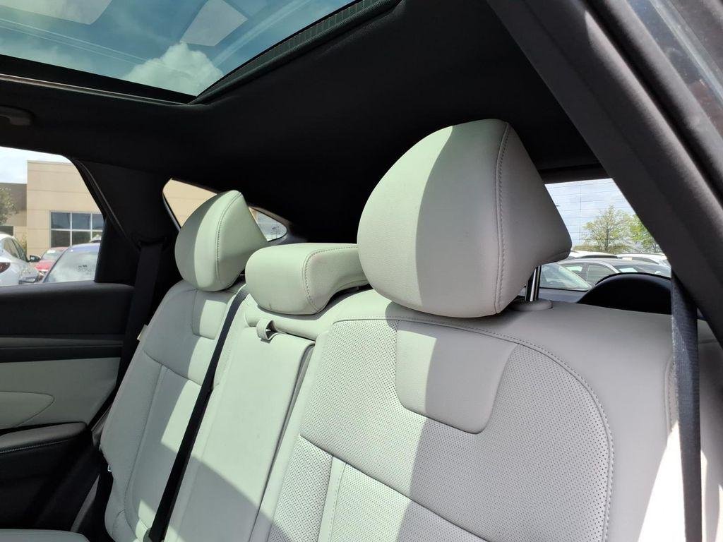 2025 Hyundai Tucson Limited - Photo 11
