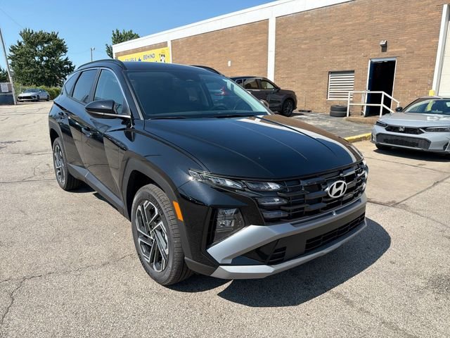 New 2026 Black Hyundai SEL Plus AWD image 37