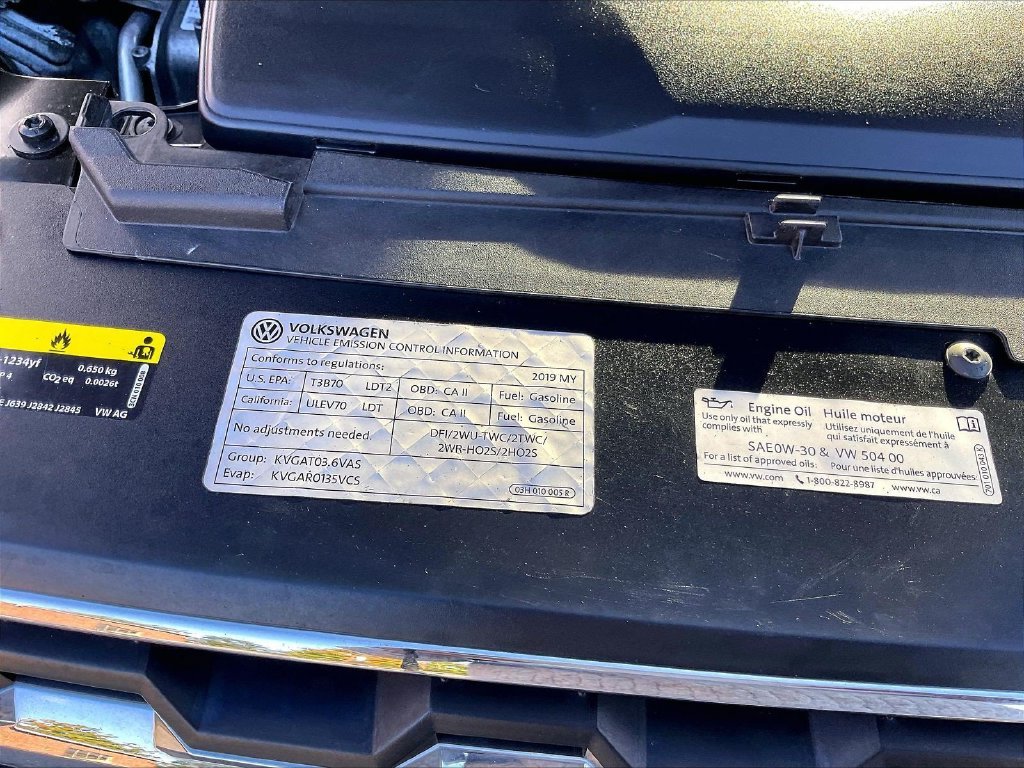 Used 2019 Gray Volkswagen 3.6L V6 SE image 34