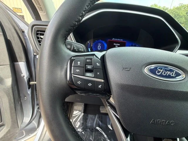 Used 2022 Blue Ford Titanium image 28