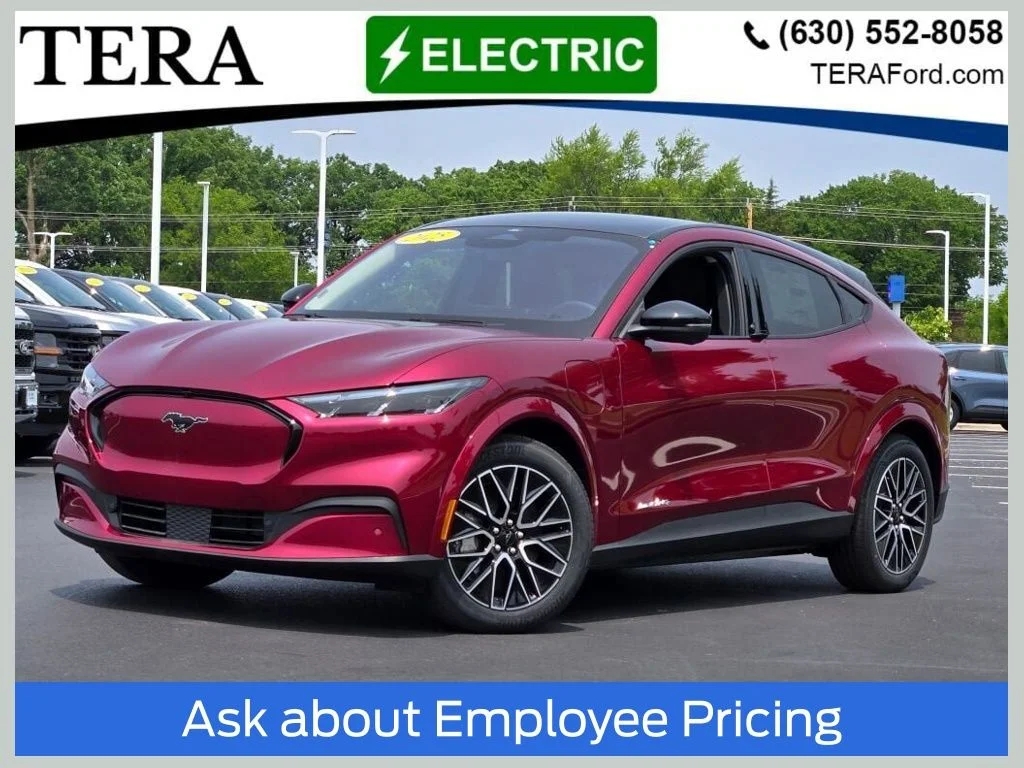2025 Ford Mustang-Mach-e Premium's photo