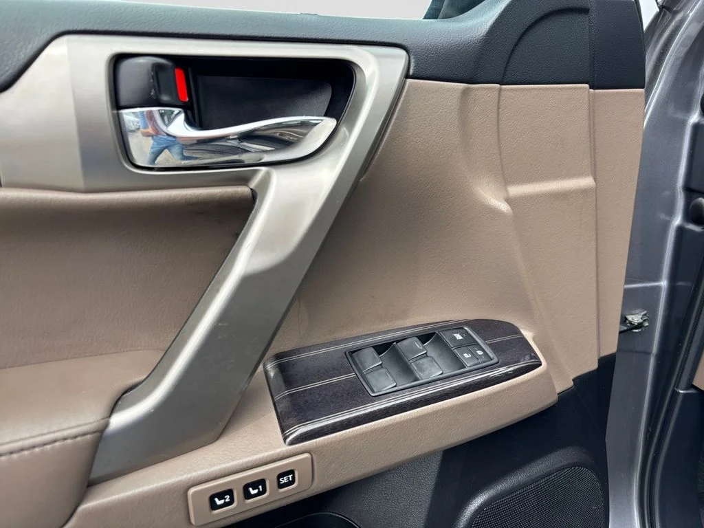 Used 2021 Gray Lexus 460 image 35