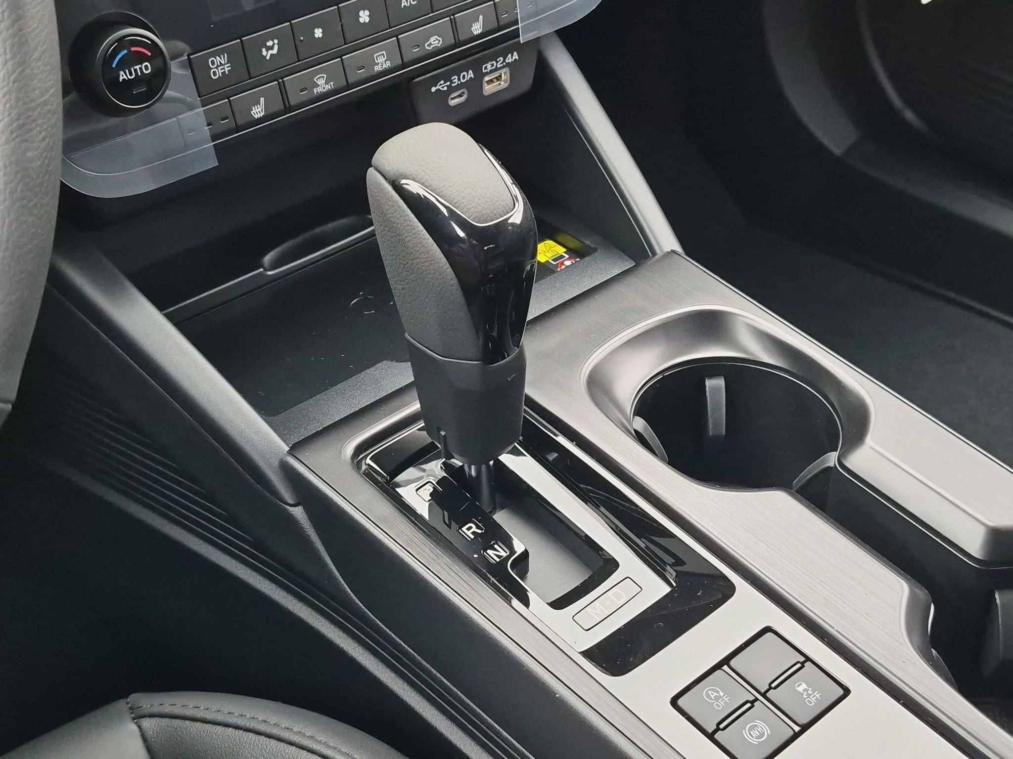 New 2026 CRYSTAL WHITE PEARL Subaru Premium image 12