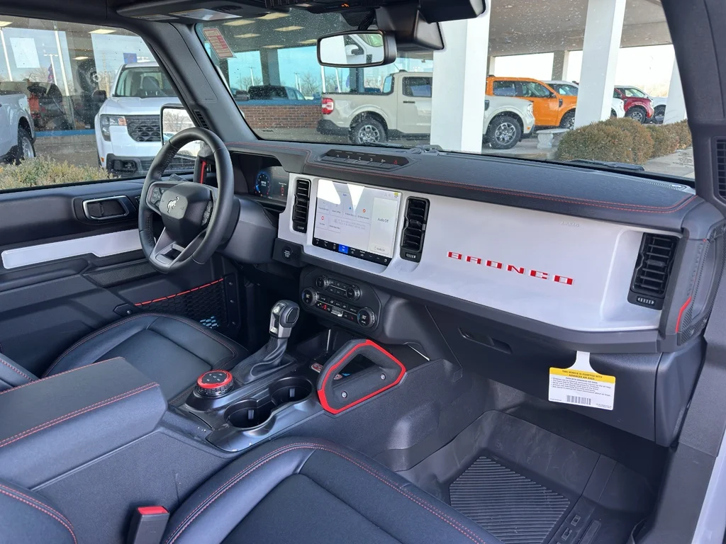 2025 Ford Bronco 2-Door Stroppe - Photo 31