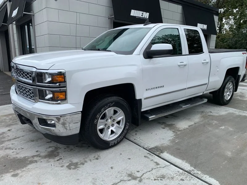Used 2015 White Chevrolet LT Pickup 4D 6 1/2 ft image 5
