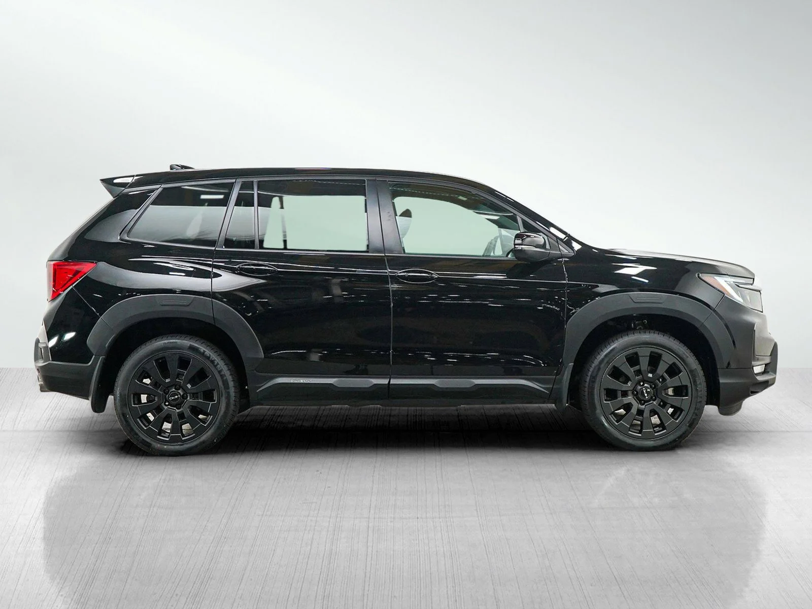 Used 2023 Black Honda EX-L AWD image 6