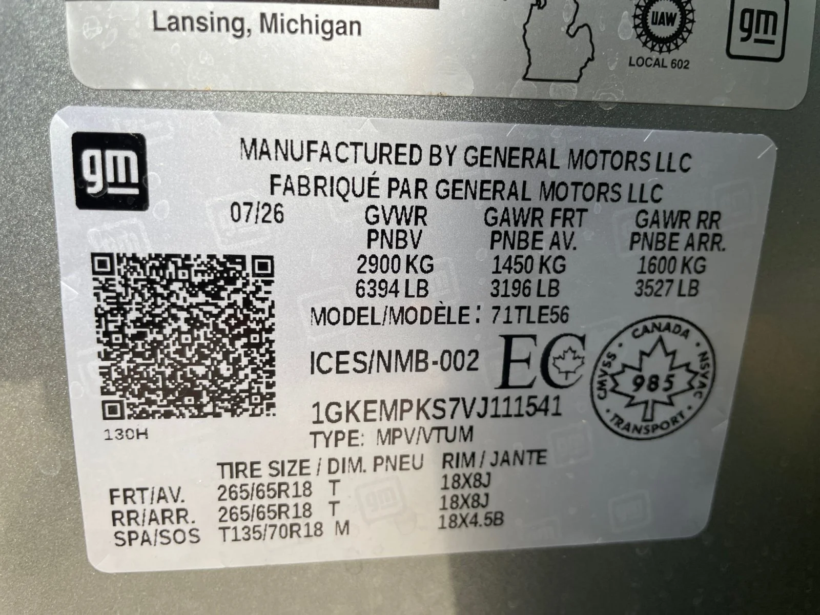 New 2027 Sterling Metallic GMC AT4 AWD image 25