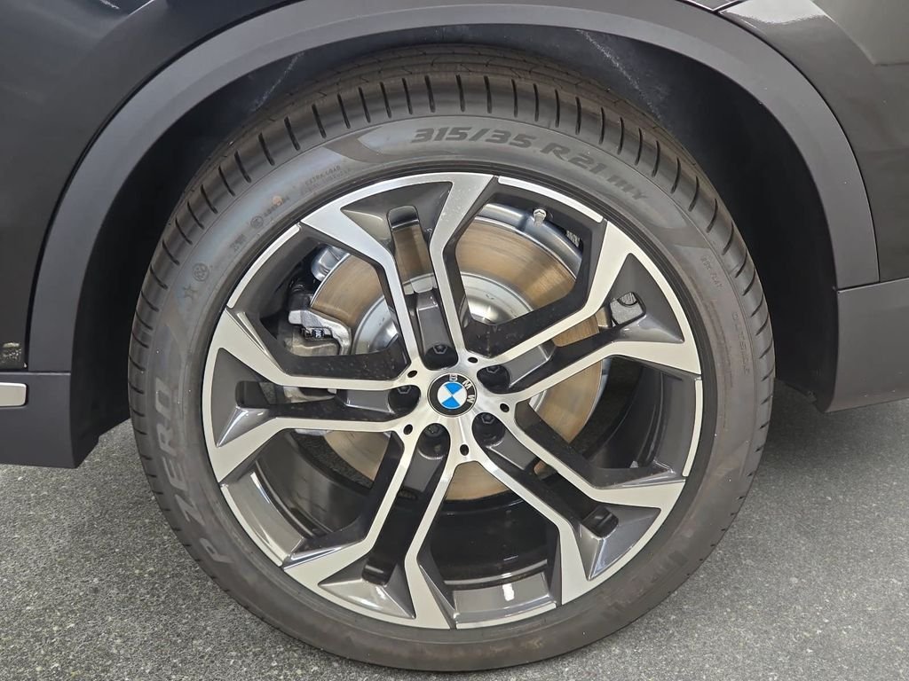 2026 BMW X5 50e - Photo 17