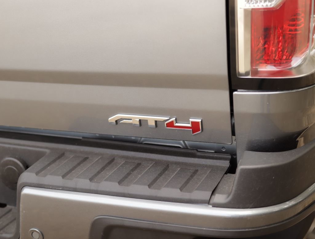 Used 2022 Satin Steel Metallic GMC AT4 - Leather image 33