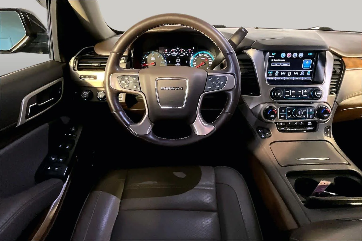 Used 2020 Dark Sapphire Blue Metallic GMC Denali image 6