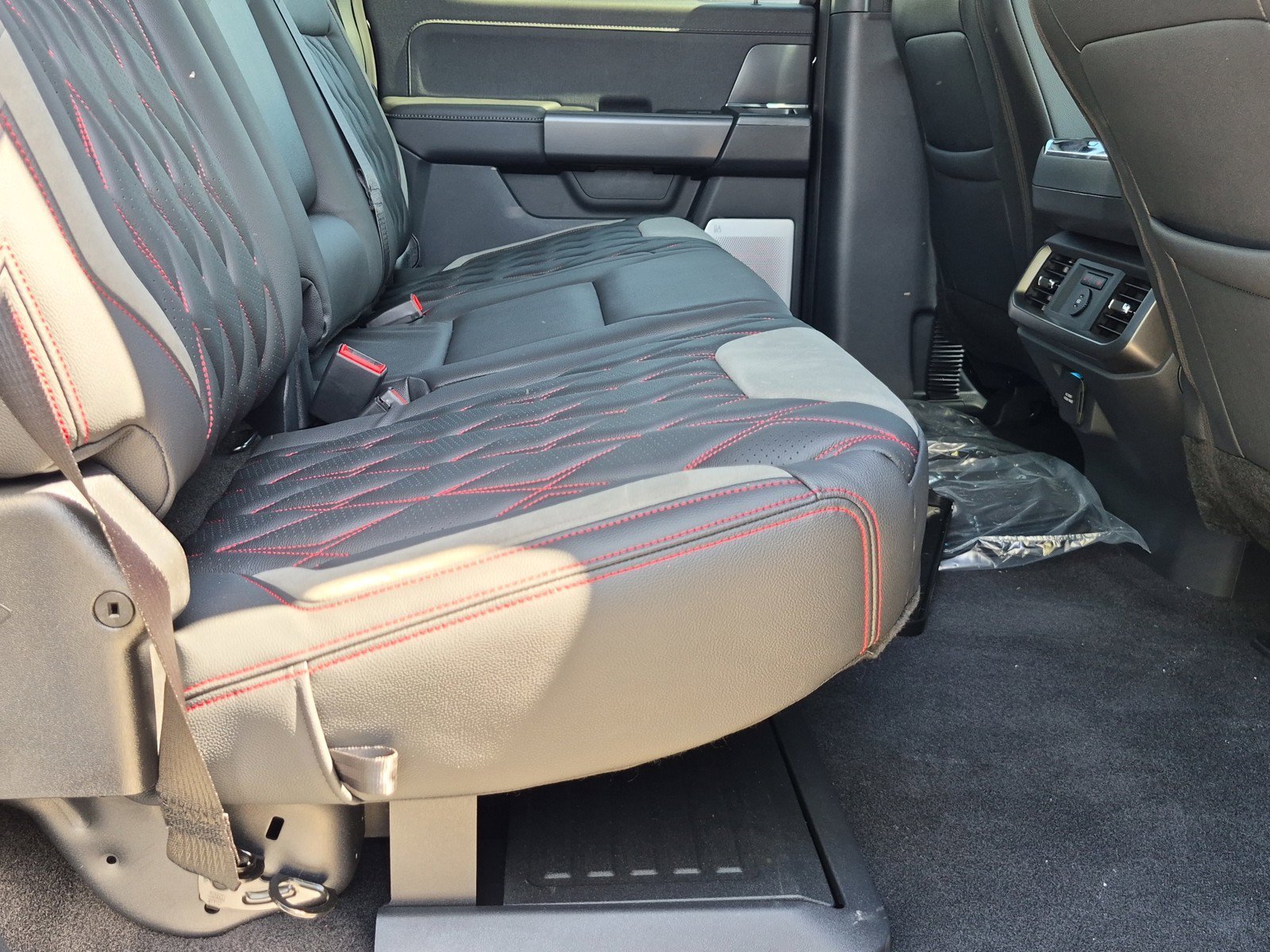 New 2026 Agate Black Metallic Ford Lariat® image 9