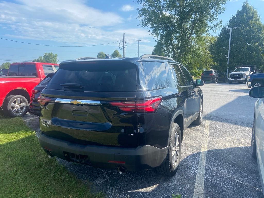 Used 2022 Mosaic Black Metallic Chevrolet LT image 5