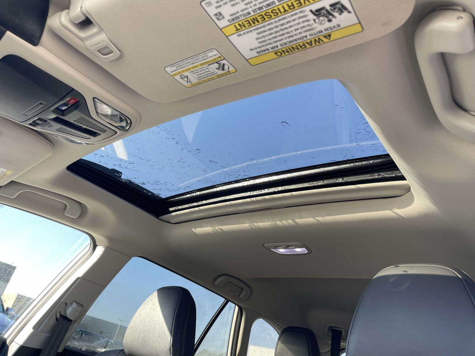 Used 2023 Crystal White Pearl Subaru Onyx Edition image 9