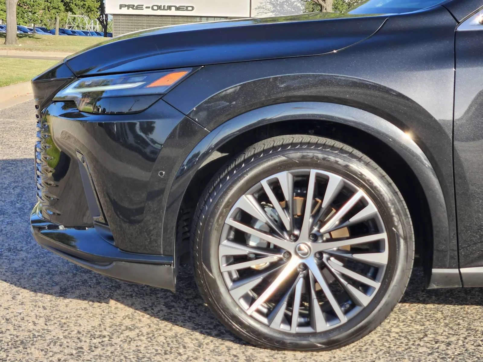 Certified Used 2025 CAVIAR Lexus Premium Plus image 5