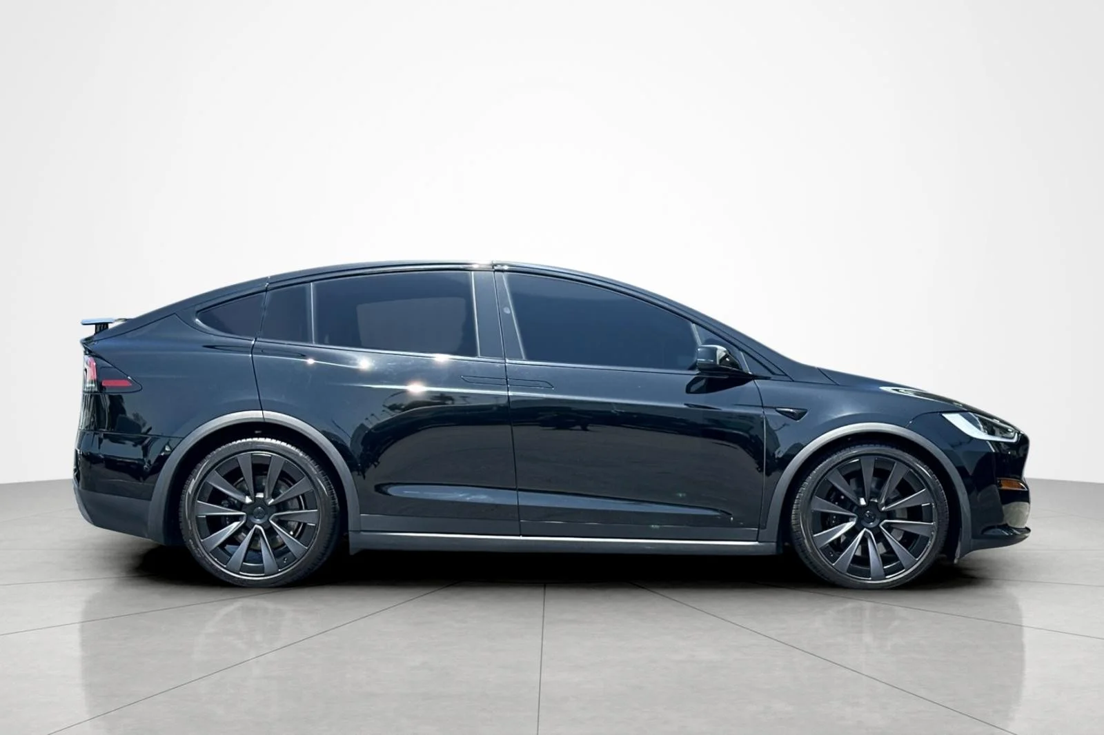 Used 2023 BLACK Tesla  image 6