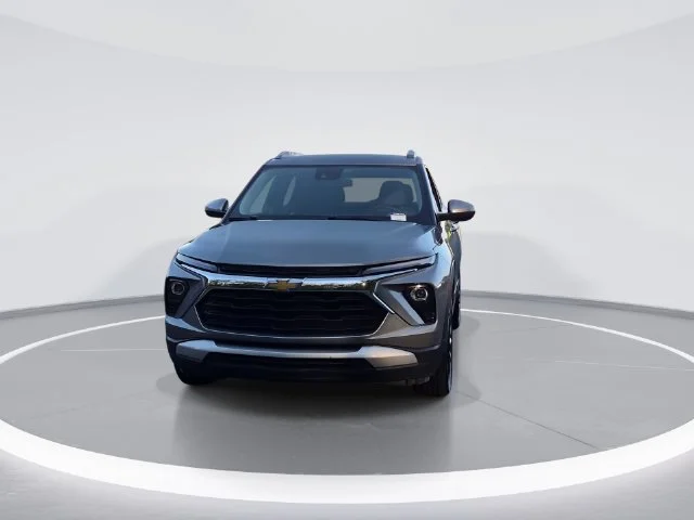 Used 2025 Gray Chevrolet LT image 3