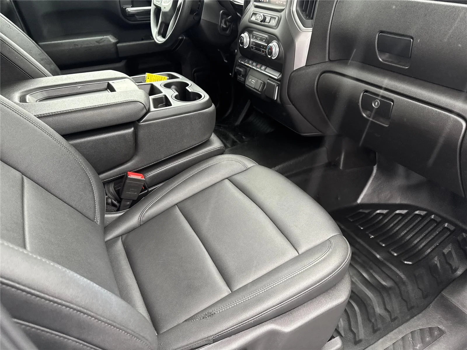 Used 2025 Summit White GMC Pro image 34
