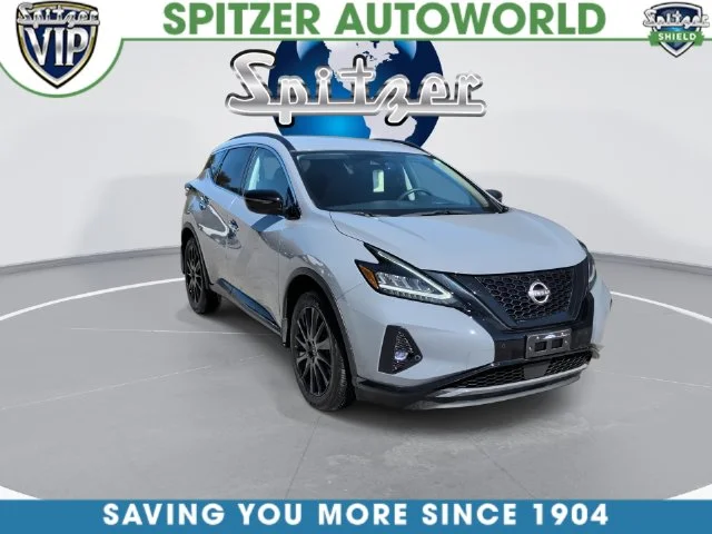 Used 2024 Gray Nissan SV image 4