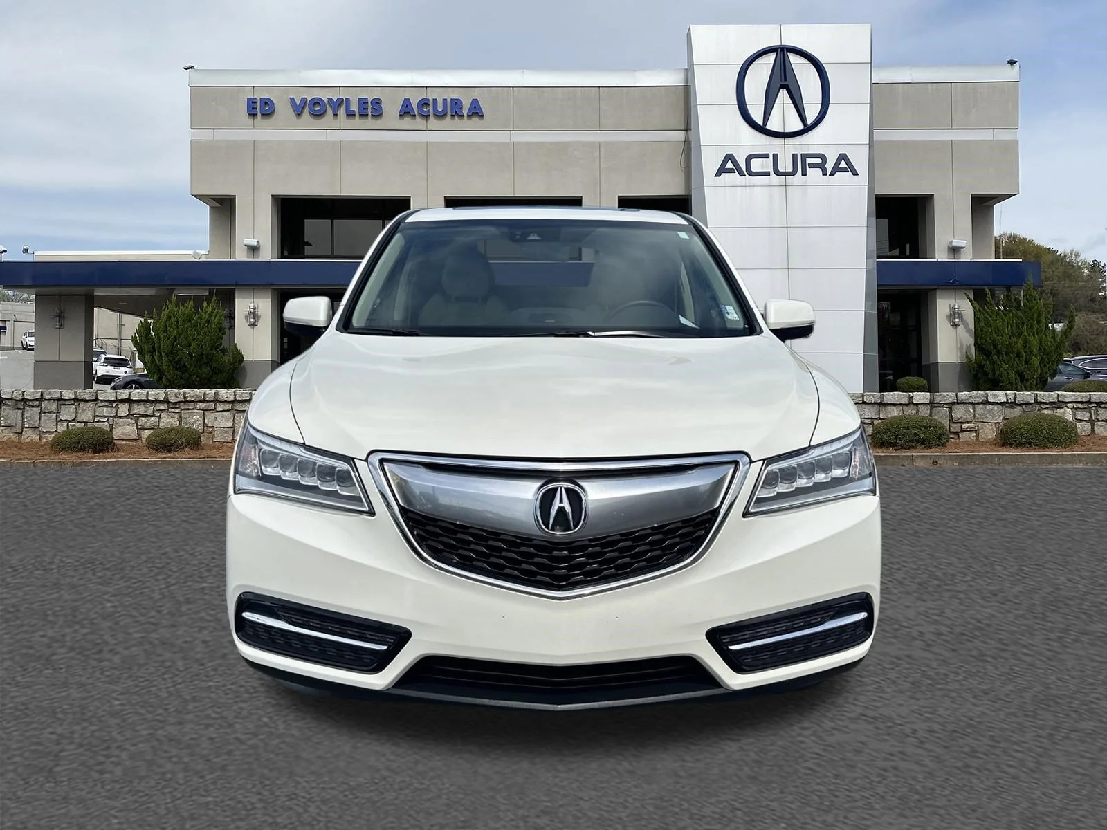 Certified Used 2016 White Diamond Pearl Acura w/Tech image 2