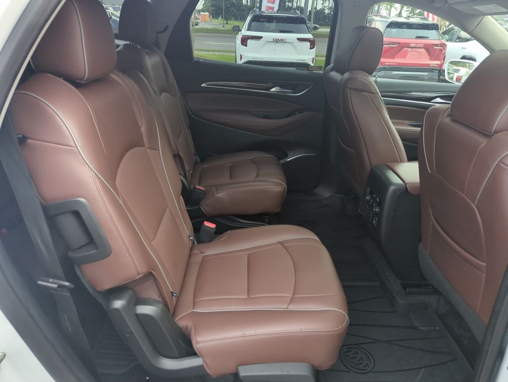 Used 2020 White Buick Avenir image 36