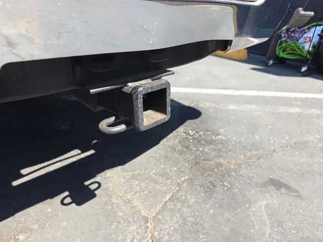 Used 2018 White GMC Base image 27