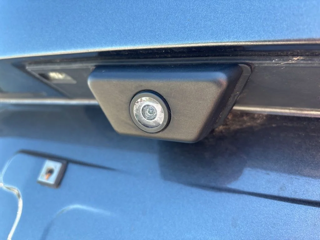 Used 2020 Gray Ford SE image 15
