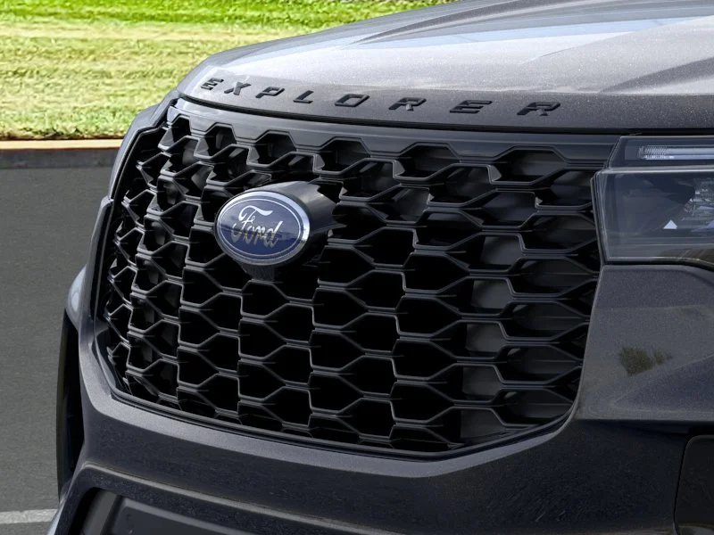 New 2026 Agate Black Metallic Ford ST-Line image 17