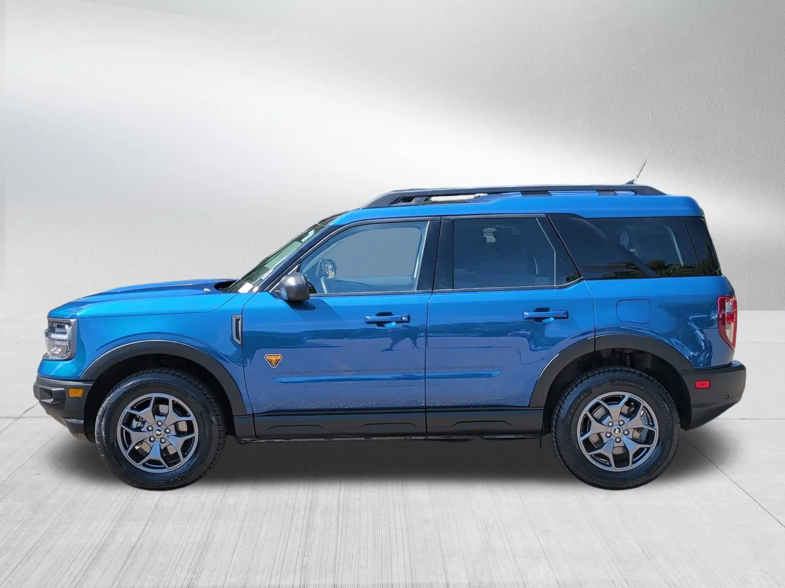 Certified Used 2023 Atlas Blue Metallic Ford Badlands image 4